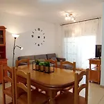 Nuria Apartment *