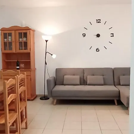 Nuria Apartment Riumar